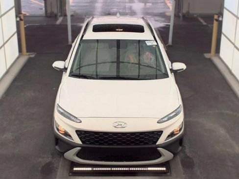 Used 2023 Hyundai Kona SEL w/ Convenience Package FWD image 2