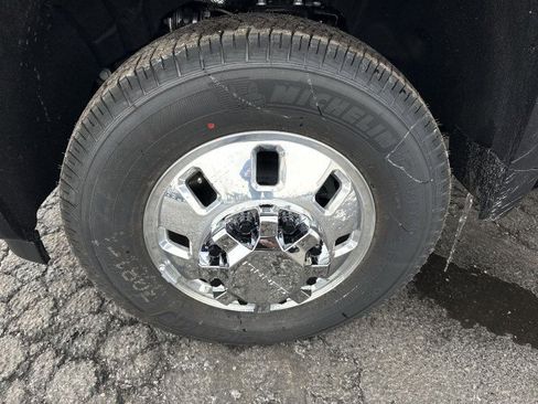 New 2026 GMC Sierra 3500 Denali Ultimate image 19