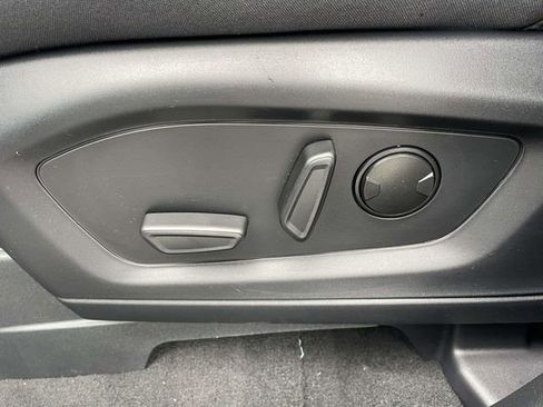 New 2026 Ford Explorer Active image 18