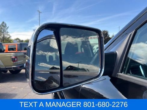Used 2017 RAM 3500 Laramie AWD/4WD image 15