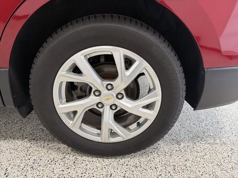 Used 2020 Chevrolet Equinox Premier image 36