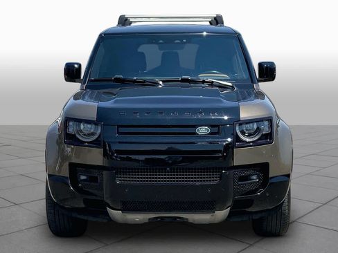 Used 2023 Land Rover Defender 130 X AWD/4WD image 4