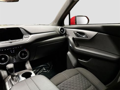 Used 2021 Chevrolet Blazer LT w/ LPO, Black Accent Package image 22