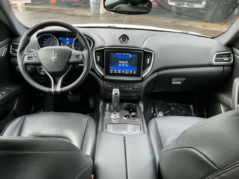 Used 2020 Maserati Ghibli image 18