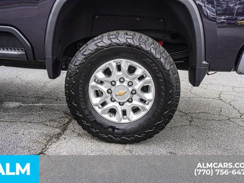 Used 2024 Chevrolet Silverado 2500 LTZ w/ LTZ Convenience Package image 16