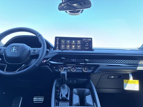 Certified 2025 Honda Accord Sport image 30