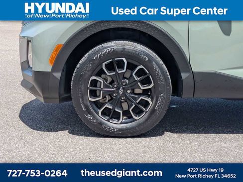 Used 2023 Hyundai Santa Cruz SE AWD/4WD image 10