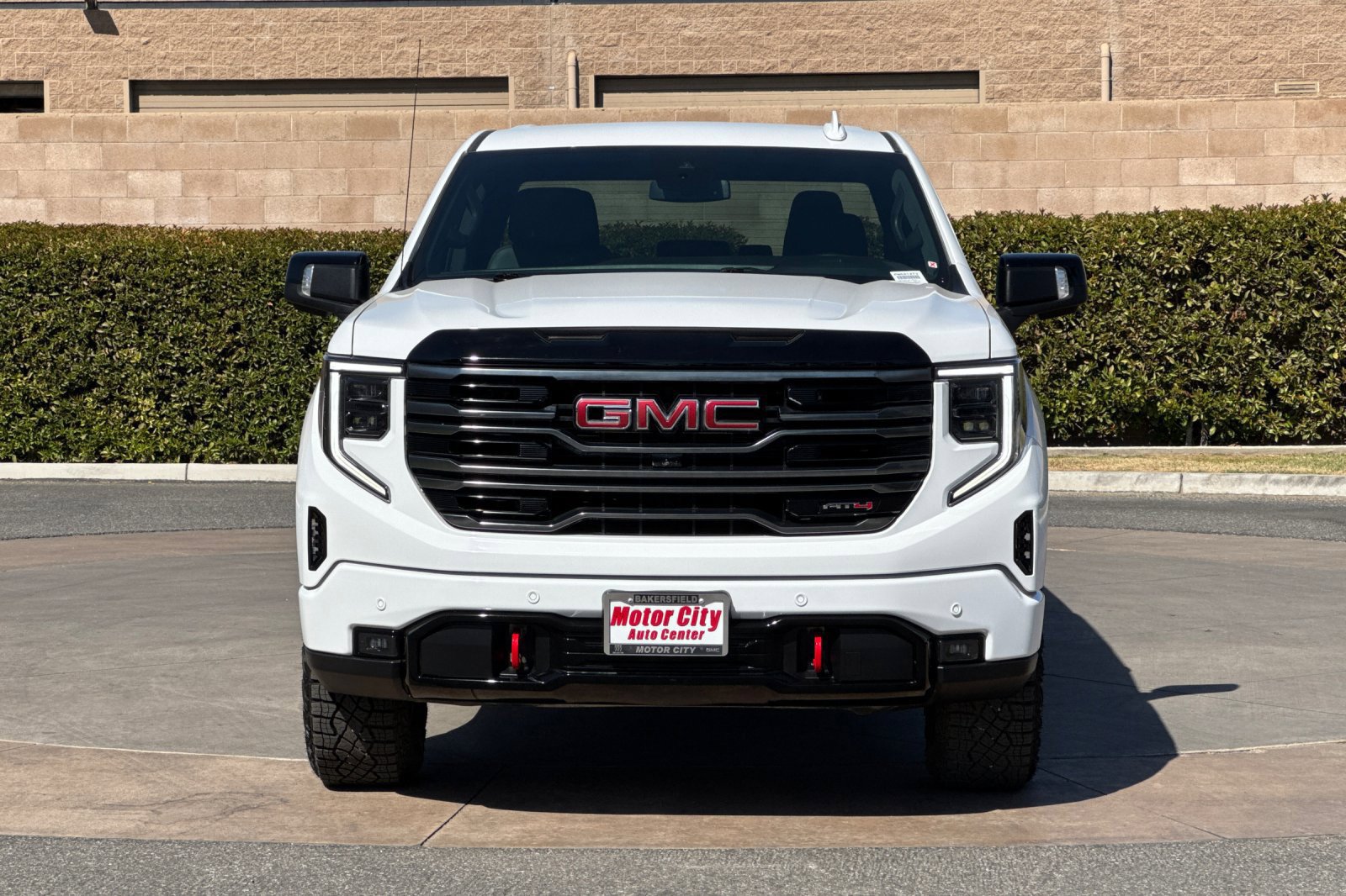 Certified 2025 GMC Sierra 1500 AT4 AWD/4WD image 9