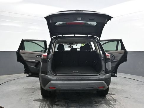 Used 2023 Nissan Rogue SV AWD/4WD image 41