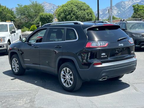 Used 2019 Jeep Cherokee Latitude Plus w/ Comfort/Convenience Group AWD/4WD image 7