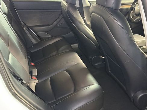 Used 2023 Tesla Model 3 Standard Range image 11