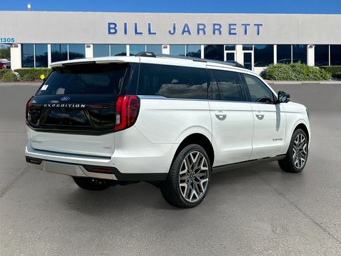 New 2026 Ford Expedition Max Platinum w/ Platinum Ultimate Package AWD/4WD image 4
