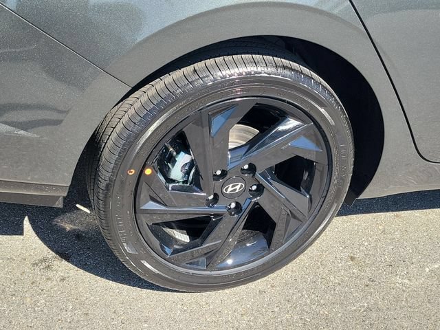 New 2026 Hyundai Elantra SEL Sport Premium FWD image 23