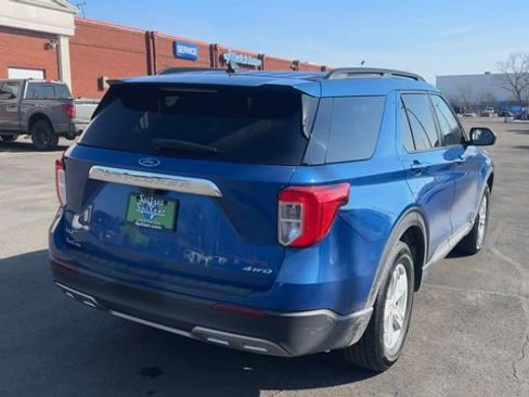 Used 2022 Ford Explorer XLT w/ Equipment Group 202A image 9