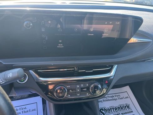 Used 2024 Buick Envista Sport Touring w/ Convenience I Package image 25