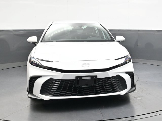 Used 2025 Toyota Camry SE FWD image 10