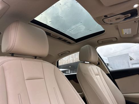 Used 2023 Audi A4 2.0T Premium w/ Convenience Package image 16