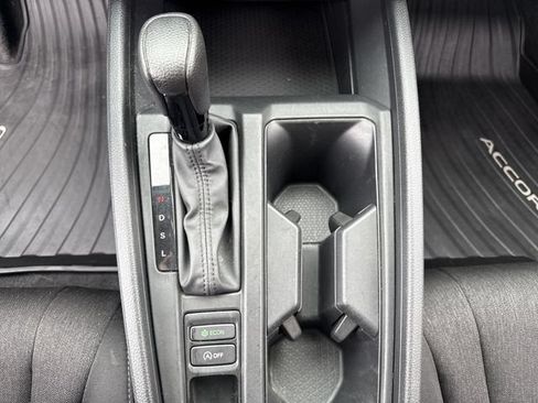Used 2023 Honda Accord EX image 34