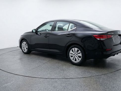 Used 2025 Nissan Sentra S FWD image 6