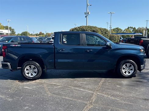 Used 2020 Chevrolet Silverado 1500 LT w/ All-Star Edition image 9