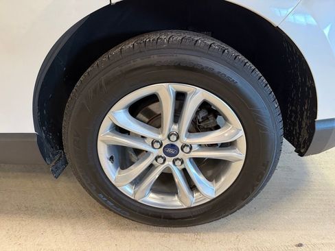Used 2018 Ford Edge SEL w/ Equipment Group 201A image 10