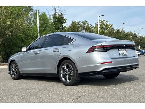 Used 2024 Honda Accord EX-L image 3