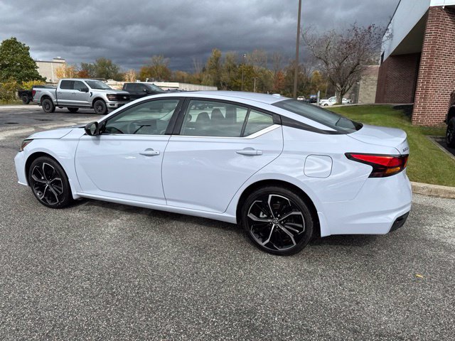 Used 2025 Nissan Altima 2.5 SR w/ SR Premium Package AWD/4WD image 35