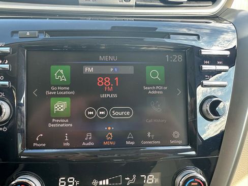 Used 2024 Nissan Murano SL w/ Cargo Package image 14