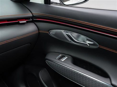 New 2026 Genesis GV70 2.5T Sport Prestige AWD/4WD image 29