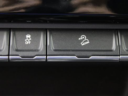 Used 2024 GMC Sierra 2500 Denali w/ Technology Package image 72