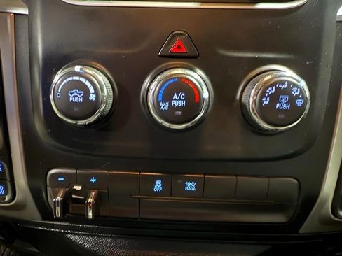 Used 2017 RAM 1500 Outdoorsman image 19