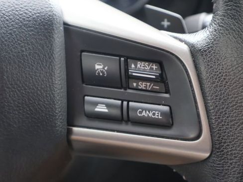 Used 2015 Subaru Crosstrek 2.0i Limited AWD/4WD image 7