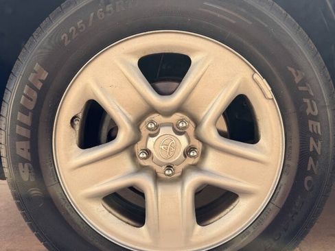 Used 2007 Toyota RAV4 4WD image 31