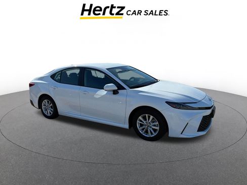 Used 2025 Toyota Camry LE FWD image 1
