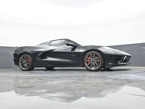 Used 2023 Chevrolet Corvette Stingray Premium Conv w/ Z51 Performance Package RWD image 43
