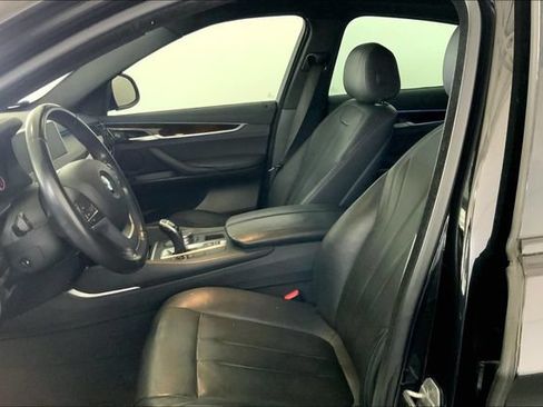 Used 2018 BMW X6 sDrive35i RWD image 11
