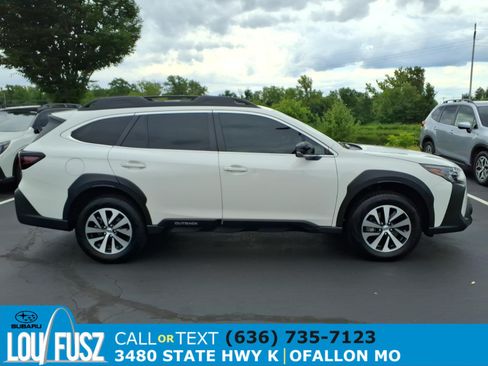 Used 2025 Subaru Outback Premium w/ Popular Package #1A AWD/4WD image 26