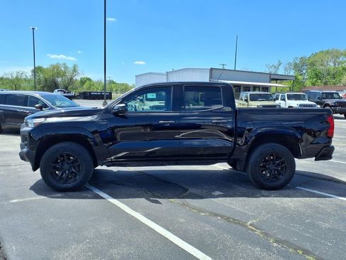 Used 2024 Chevrolet Colorado W/T image 4