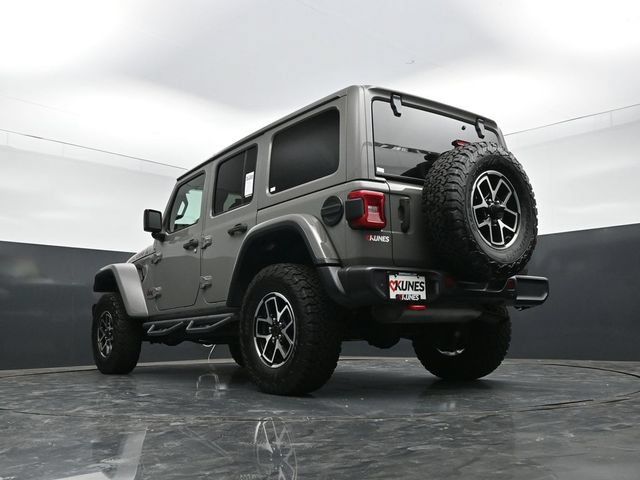 Used 2022 Jeep Wrangler Unlimited Rubicon w/ LED Lighting Group AWD/4WD image 26