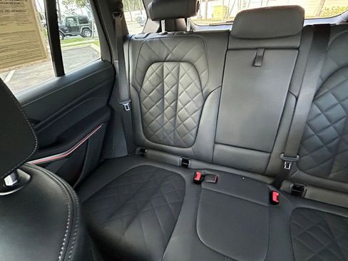 Used 2024 BMW X5 xDrive40i image 12