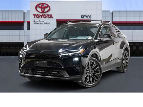 Certified 2026 Toyota C-HR AWD/4WD image 1