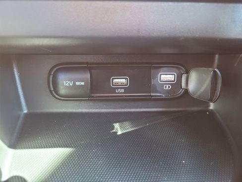 Used 2023 Kia Seltos S image 24