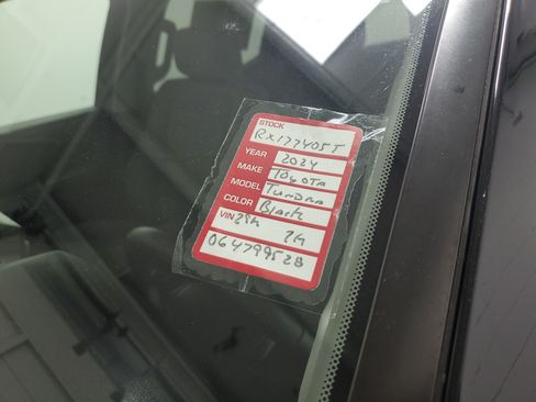 Used 2024 Toyota Tundra SR5 w/ SR5 Convenience Package AWD/4WD image 31