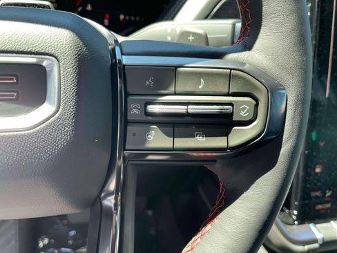 New 2026 GMC Yukon XL AT4 Ultimate AWD/4WD image 29