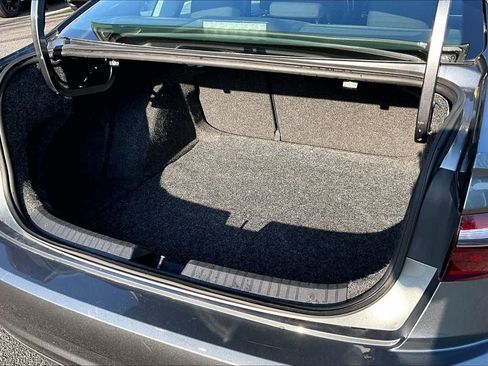 Used 2021 Volkswagen Jetta S w/ Driver Assistance Package image 32