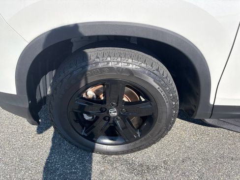 Used 2023 Honda Ridgeline Black Edition image 12