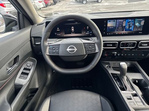 New 2026 Nissan Sentra SR w/ SR Premium Package image 14