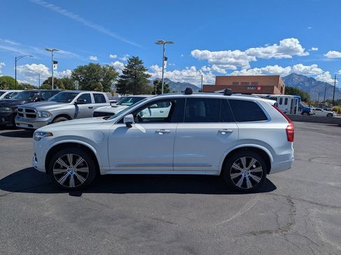 Used 2022 Volvo XC90 T8 Inscription AWD/4WD image 8