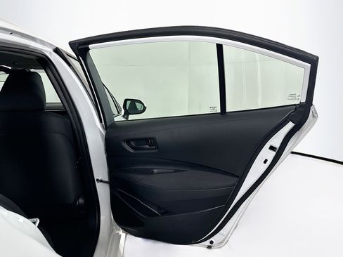 Used 2024 Toyota Corolla LE image 28