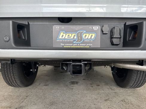 Used 2024 Ford F150 STX AWD/4WD image 9